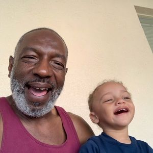 Meet your Posher, Perry